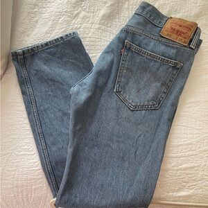 SOLD Levi’s men’s jeans